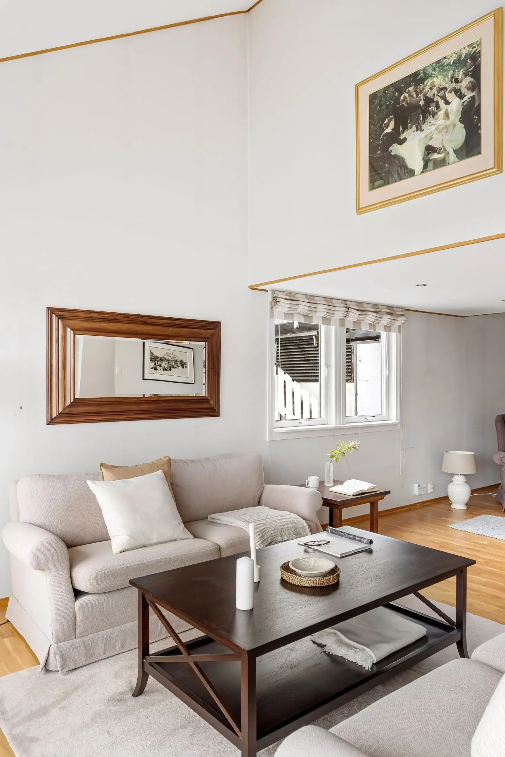 Bright living room with freshly painted walls in neutral tones
